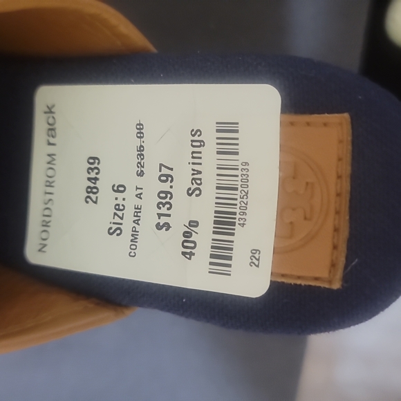 Authentic Tory Burch heels - Picture 5 of 7